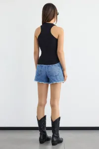 black-image-3