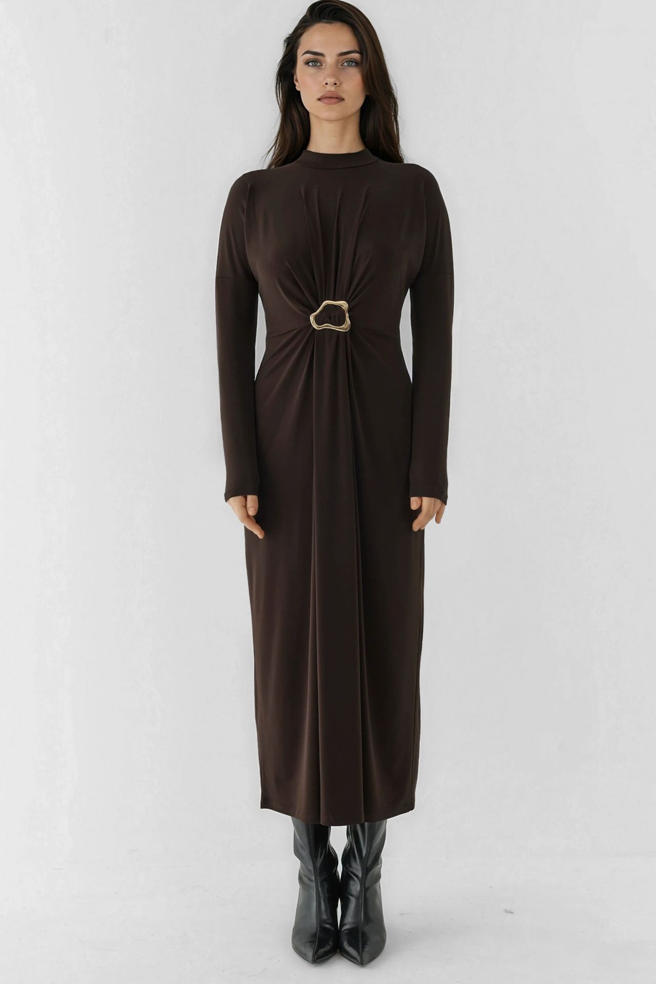 Sandy Stretch Dress with Accessory Detail 5