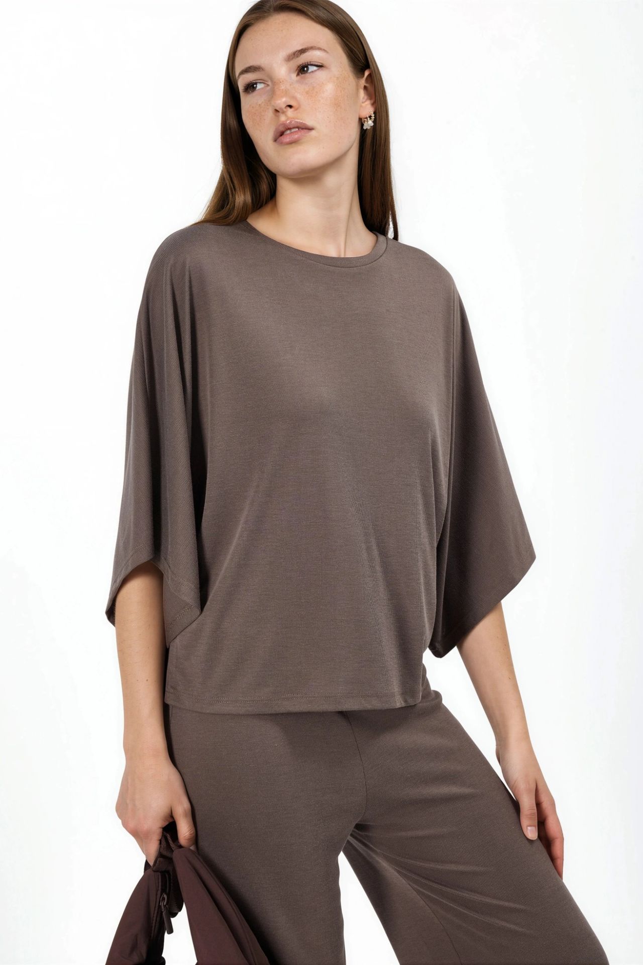 BUSEM Loose Fit Ribbed Crew Neck Blouse 2