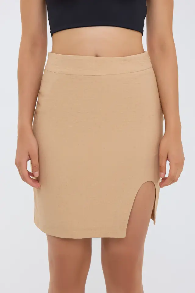 Seamless Hem High-Waist Skirt with Slit