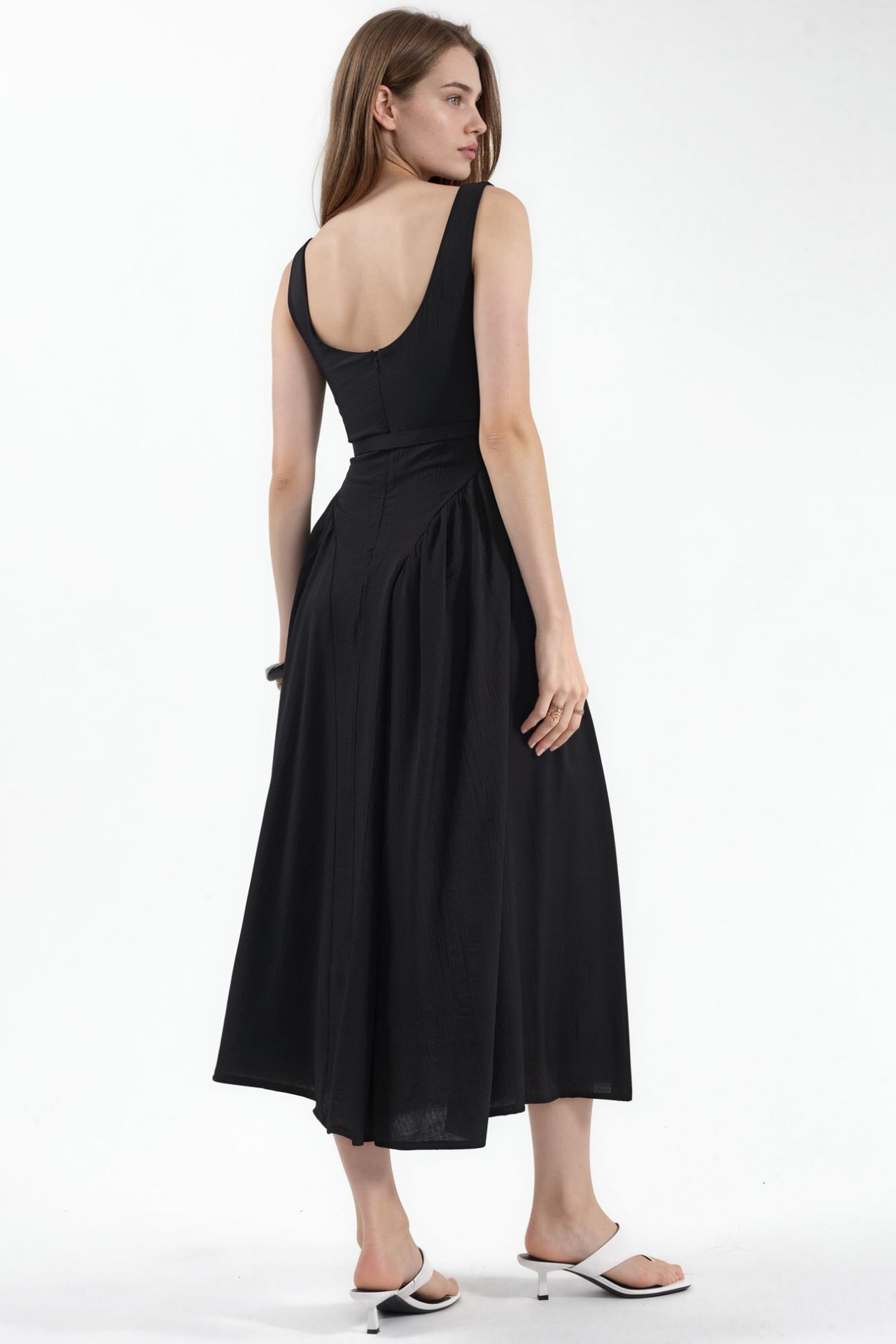 BUSEM Square Collar Belted Midi Dress 3