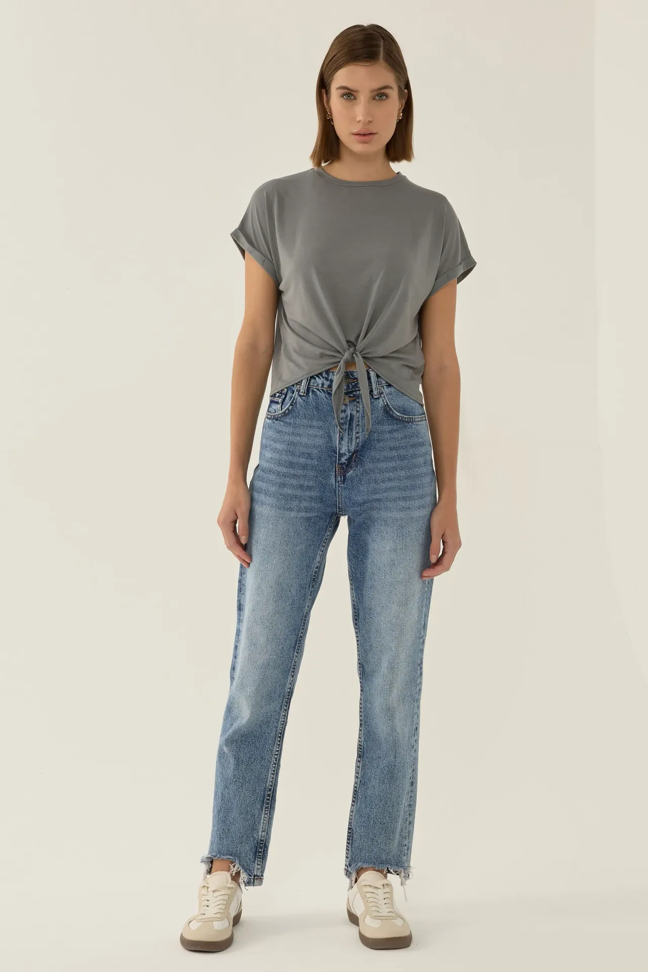 Basic Crew Neck Cropped T-Shirt