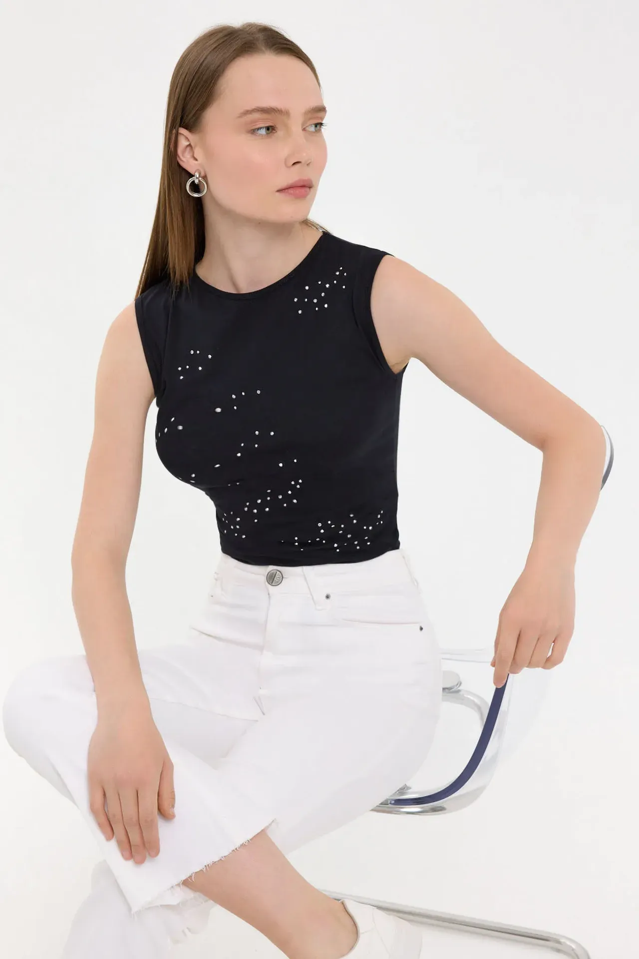 Sleeveless Cotton Round-Neck Diamante Top