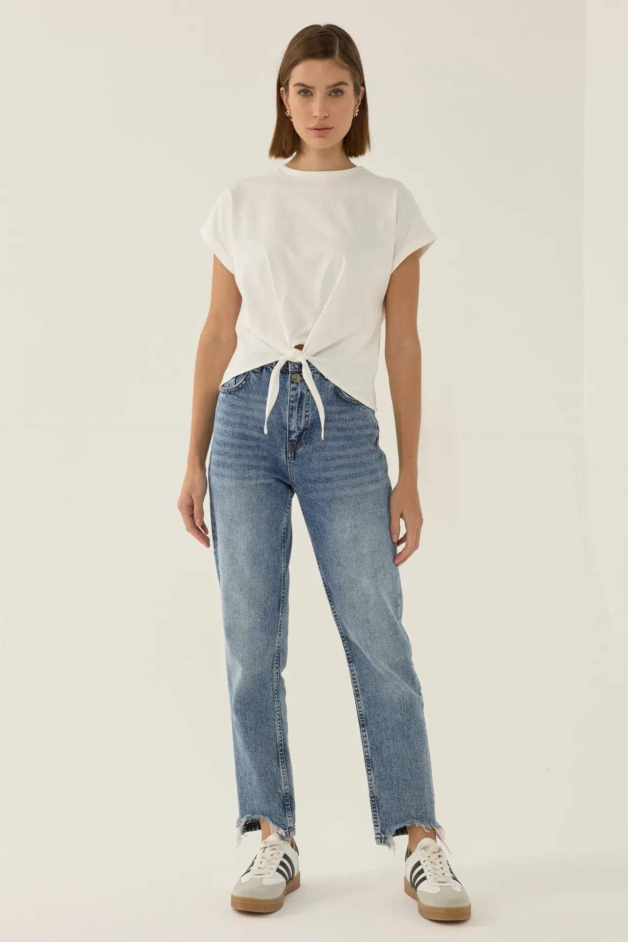 Basic Crew Neck Cropped T-Shirt