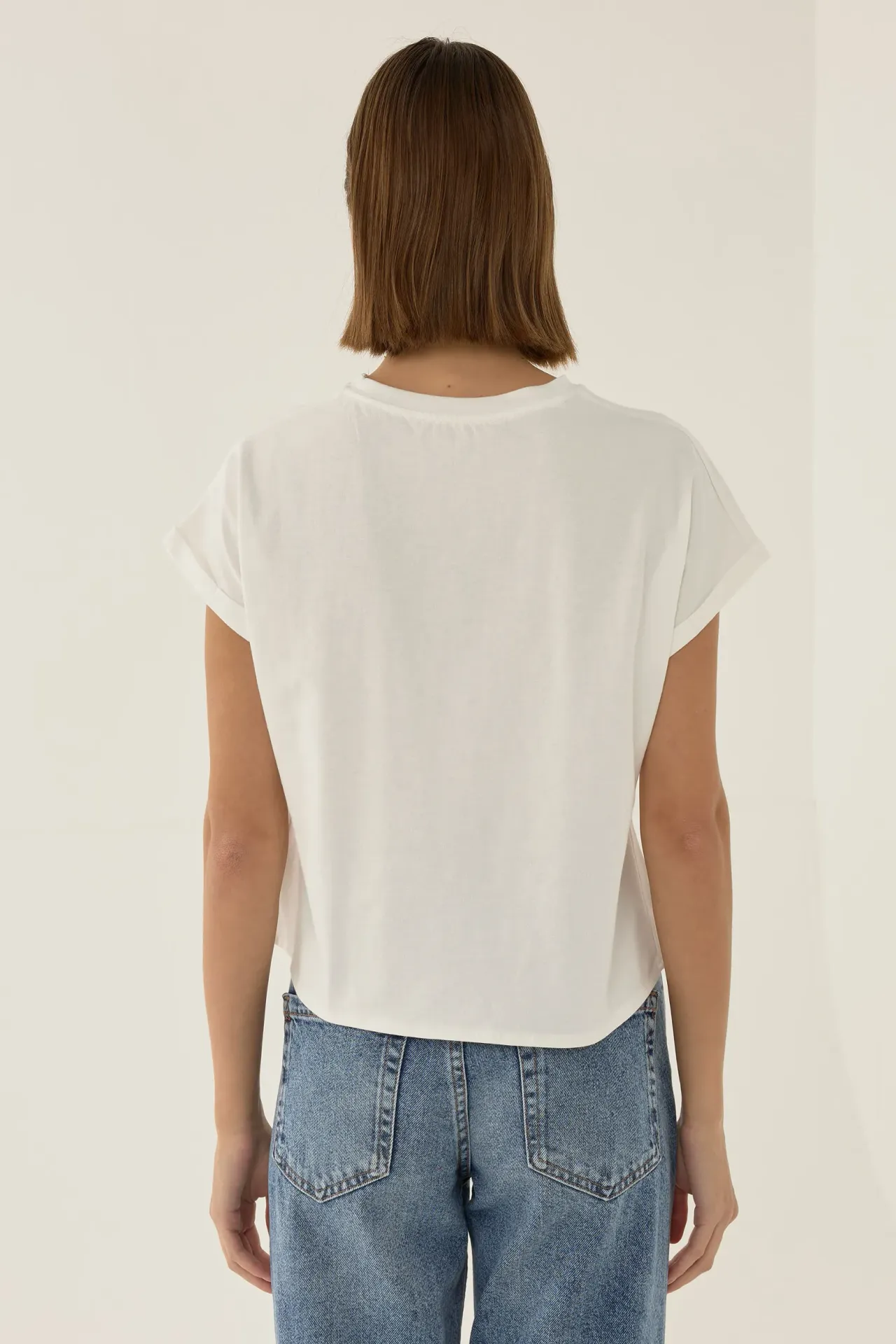 Basic Crew Neck Cropped T-Shirt