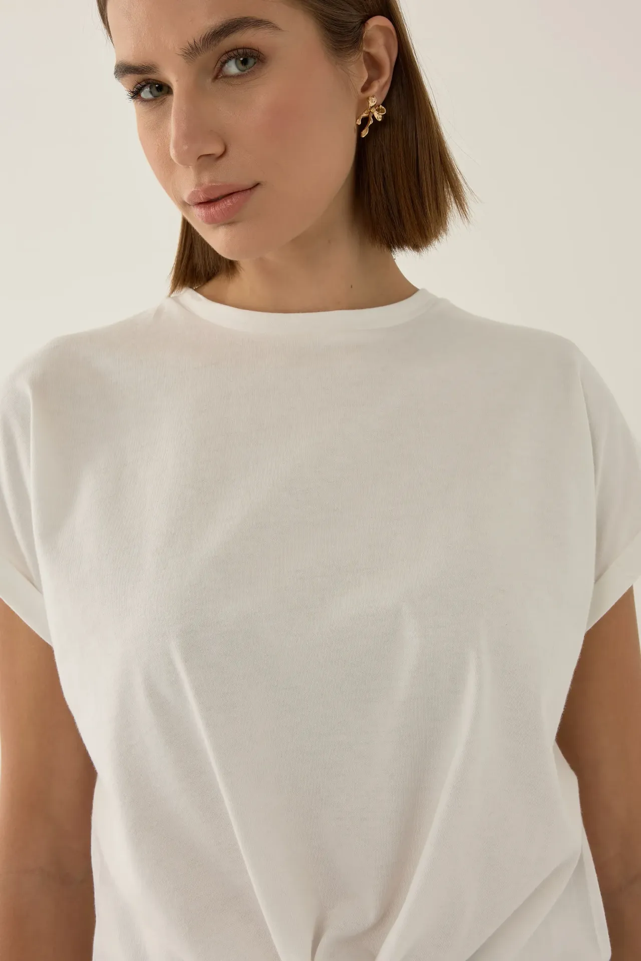 Basic Crew Neck Cropped T-Shirt