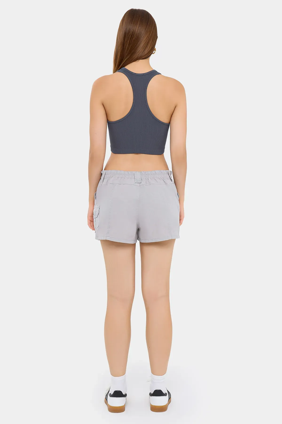 Mid Rise Cargo Shorts with a Pocket detail 4