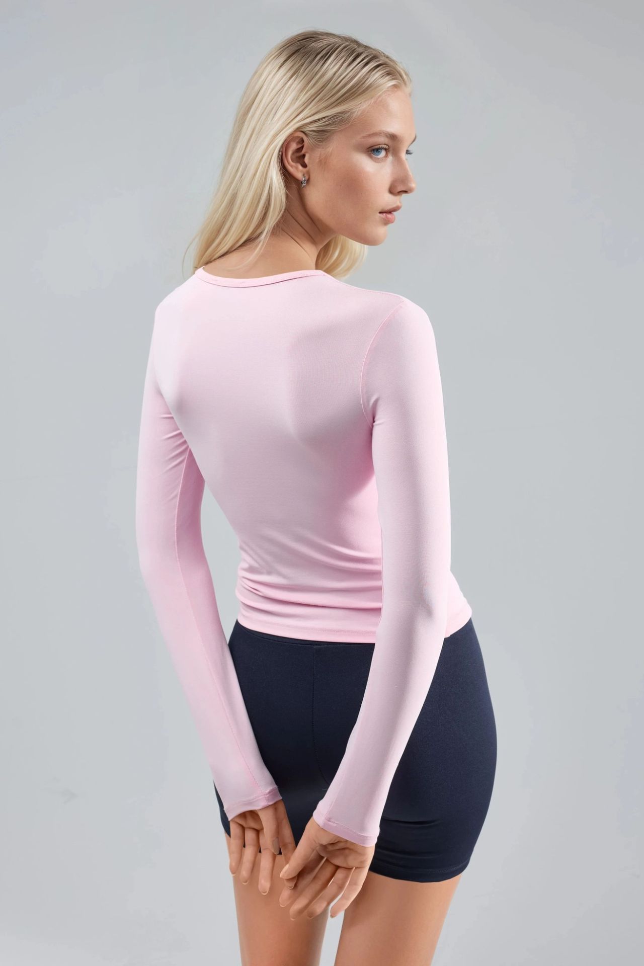 BUSEM Slim Fit Crew Neck Long Sleeve Blouse 3