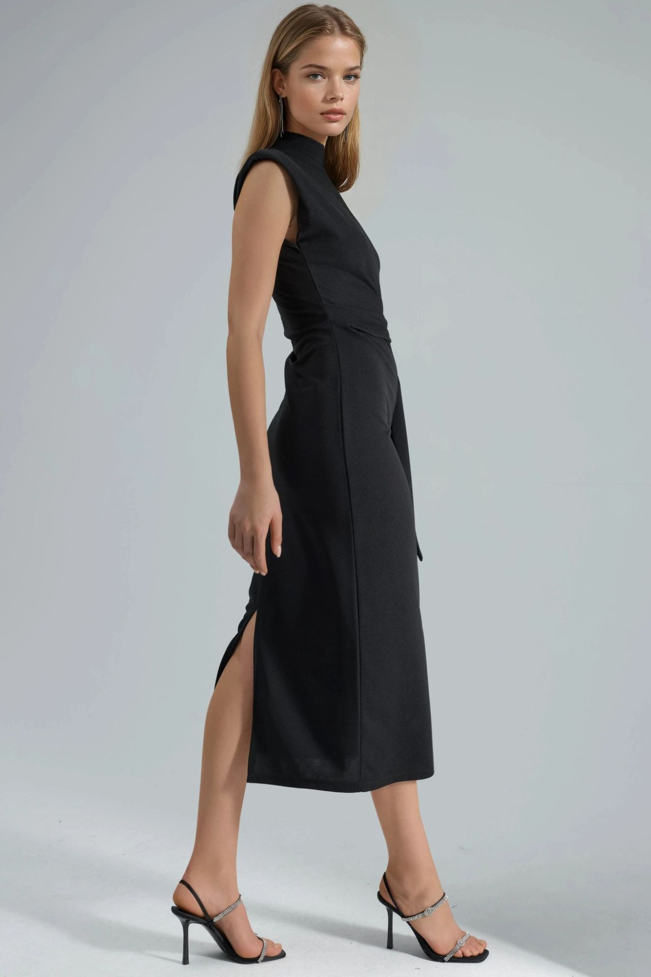 BUSEM Sleeveless Fitted Midi Dress With Tie Detail 4
