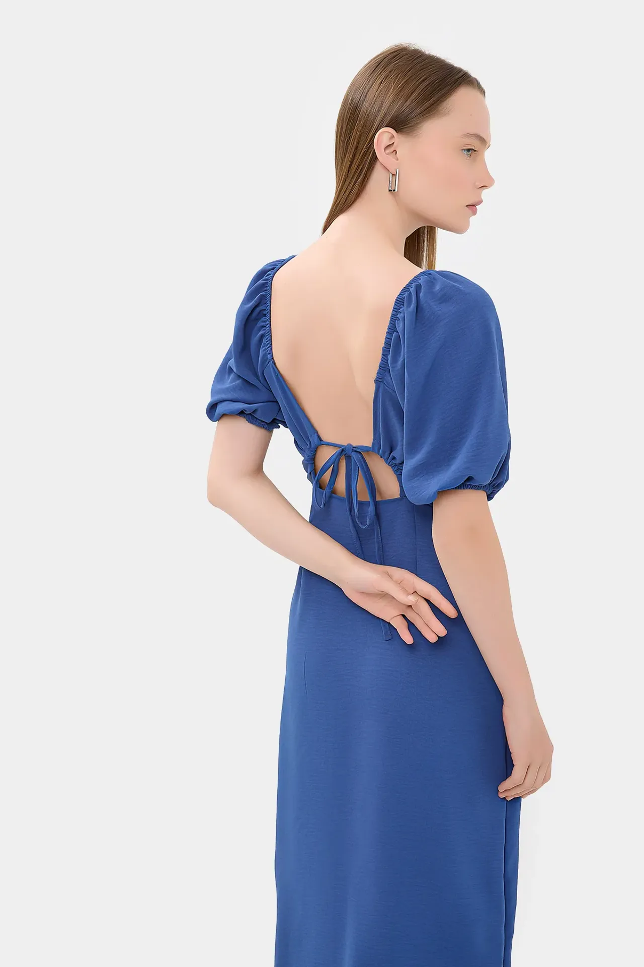 Sweetheart Neck Midi Dress with a Side Slit