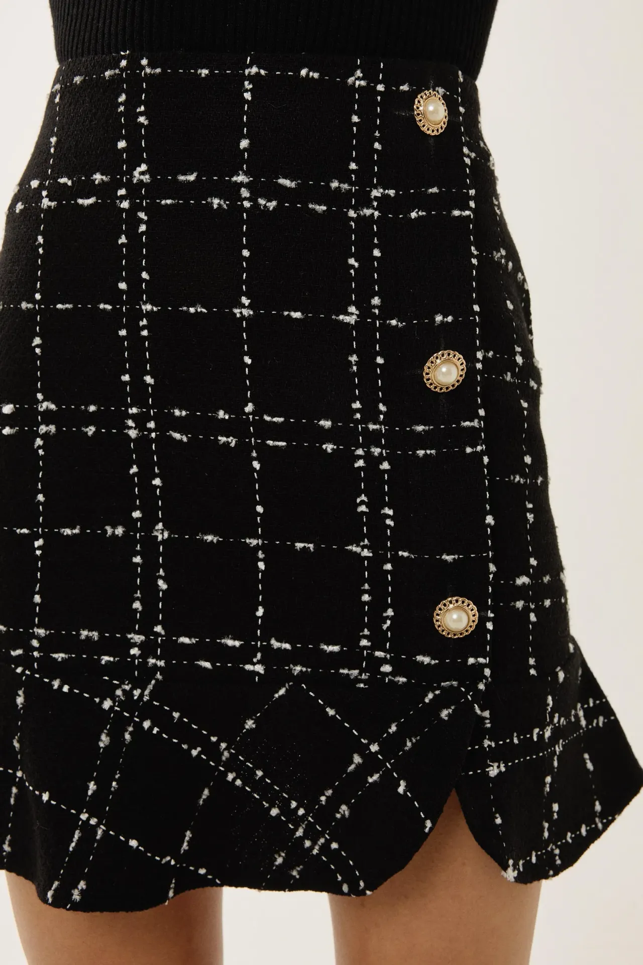 Ruffled Tweed Mini Skirt with Button Detail