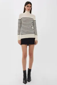white-image-0