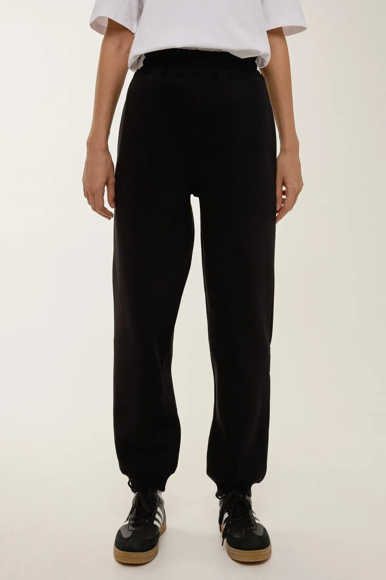 Basic Elastic Waist Sweatpants