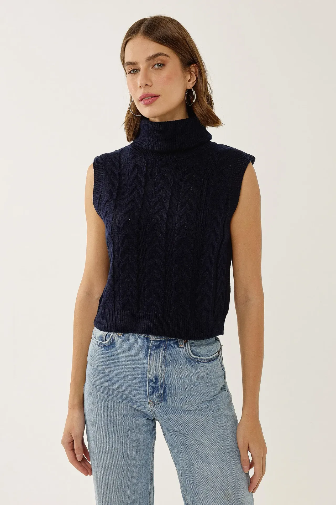 Turtleneck Knitwear Sweater Vest with Hair Braid Pattern