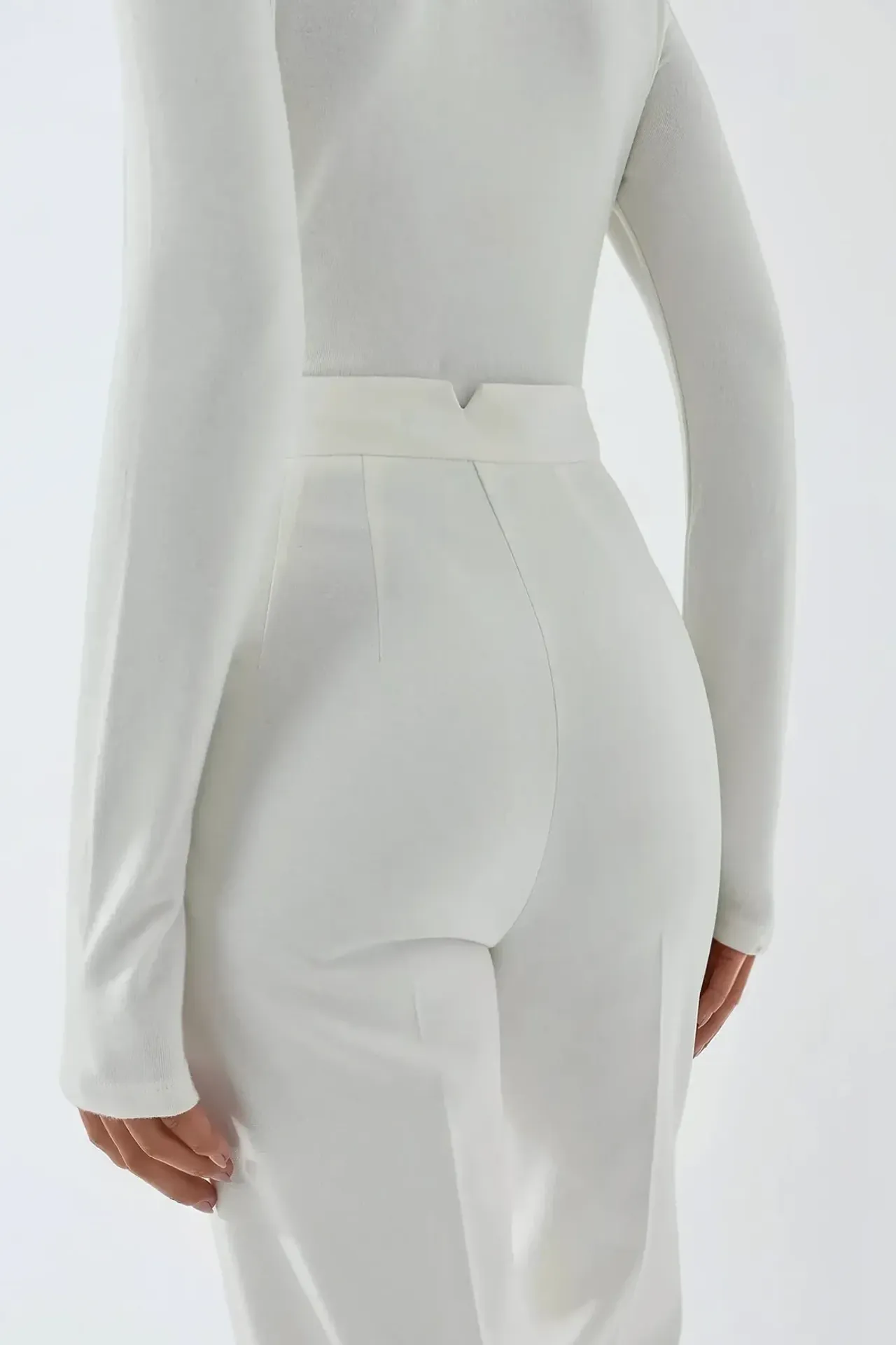 Premium Tailored Straight Leg Pant with Pocket Detail 4