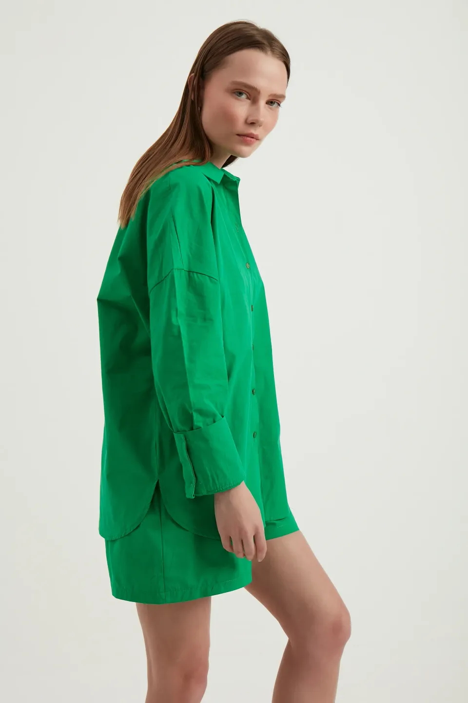 2 Pieces: Oversized Shirt & High Waist Ruched Waistband Shorts
