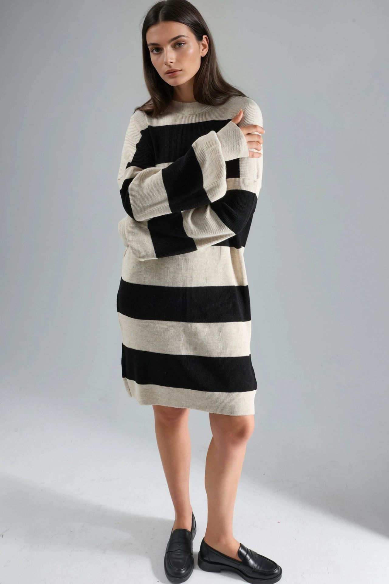 MY FASHION Striped Mini Dress with Crew Neck 5