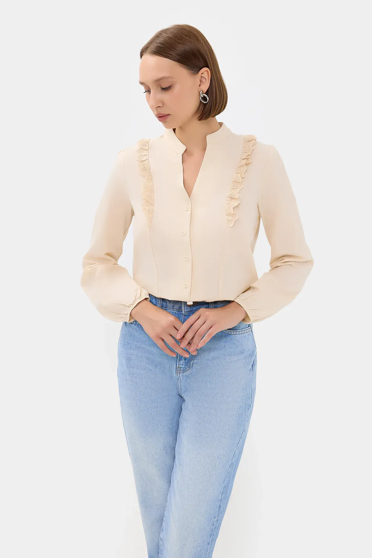 Ruffle Shirt with a Puff Sleeve