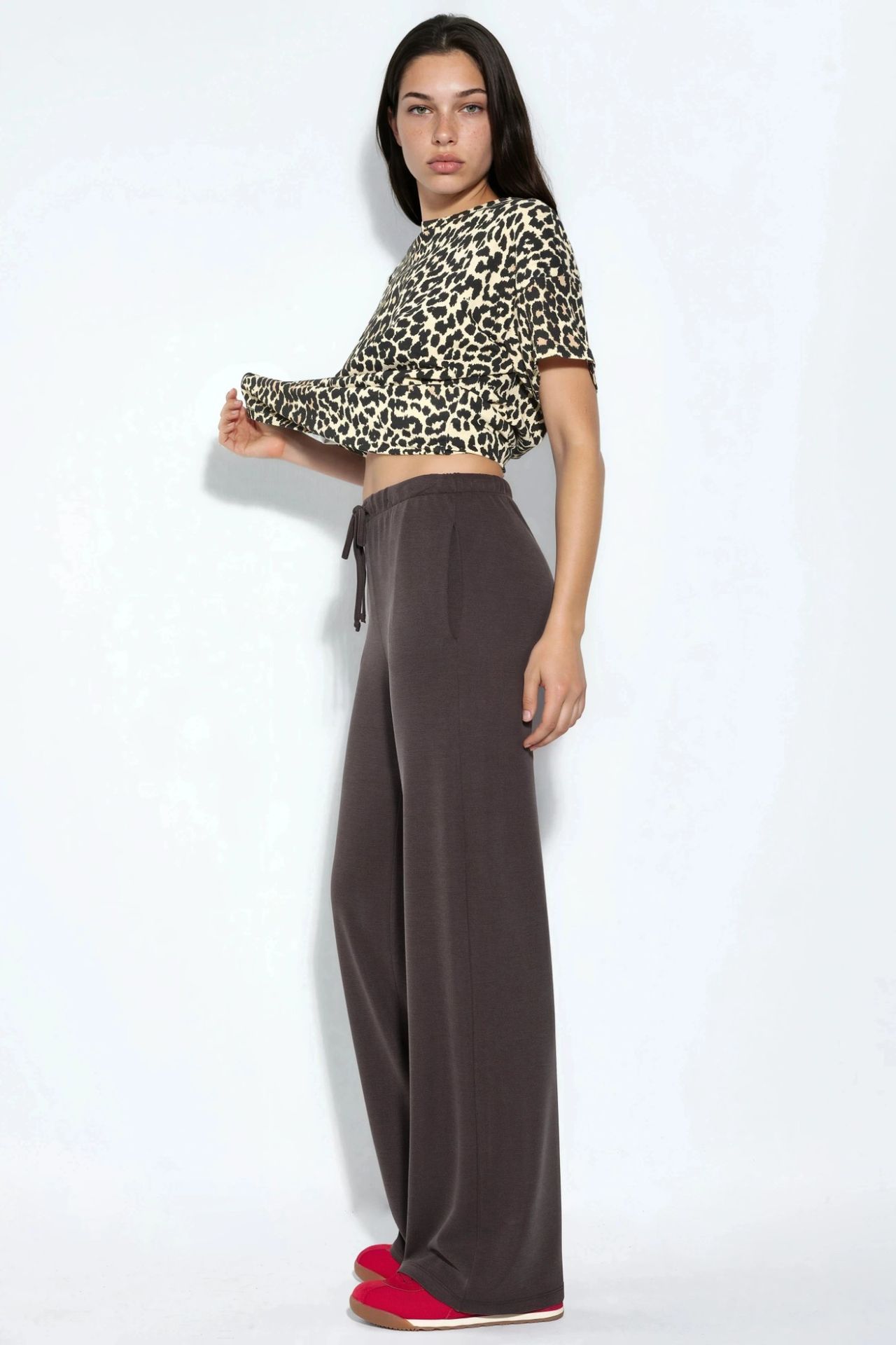 BUSEM Wide Leg Drawstring Waist Sweatpants 2