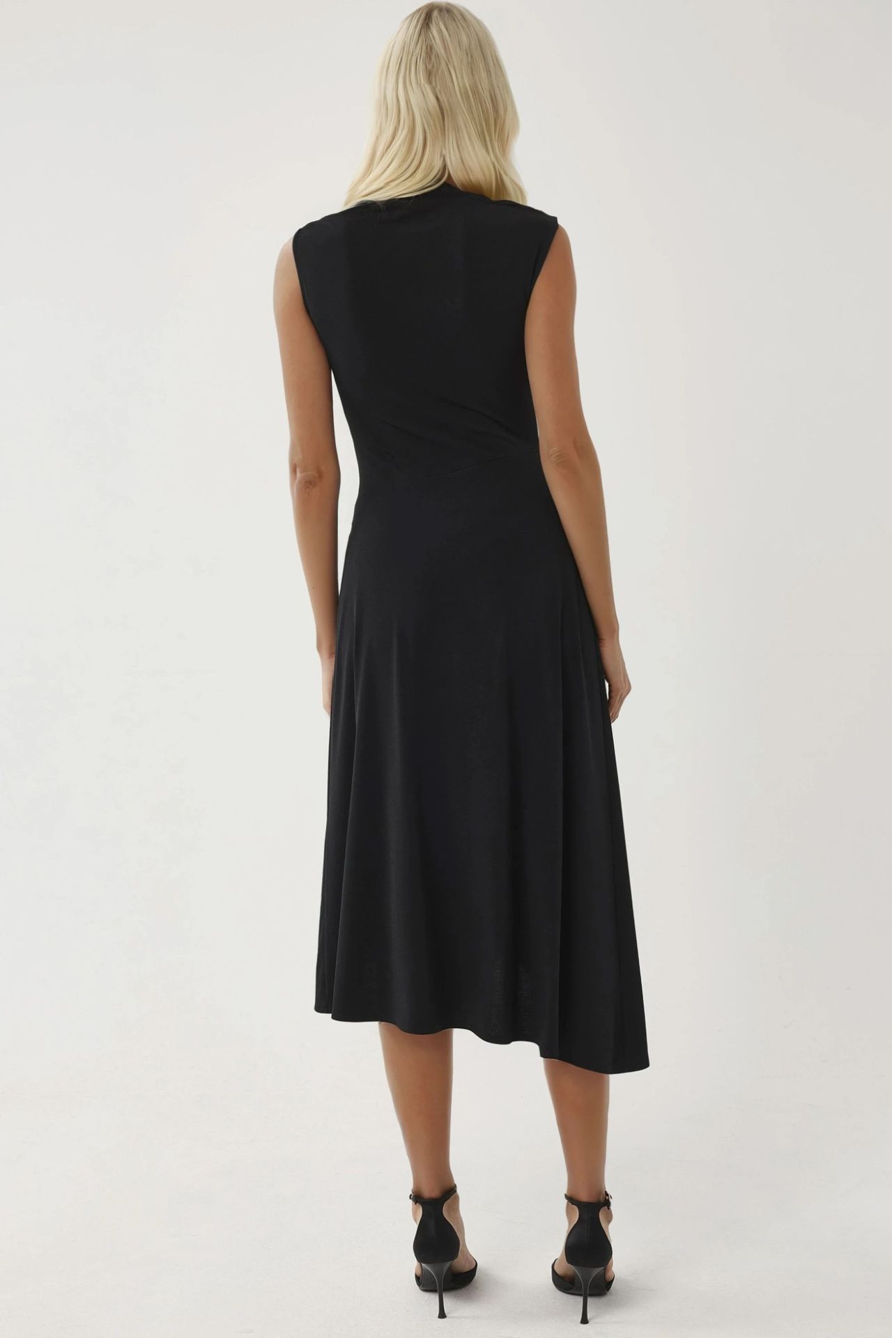BUSEM Accessory Detailed Asymmetrical Midi Dress 3