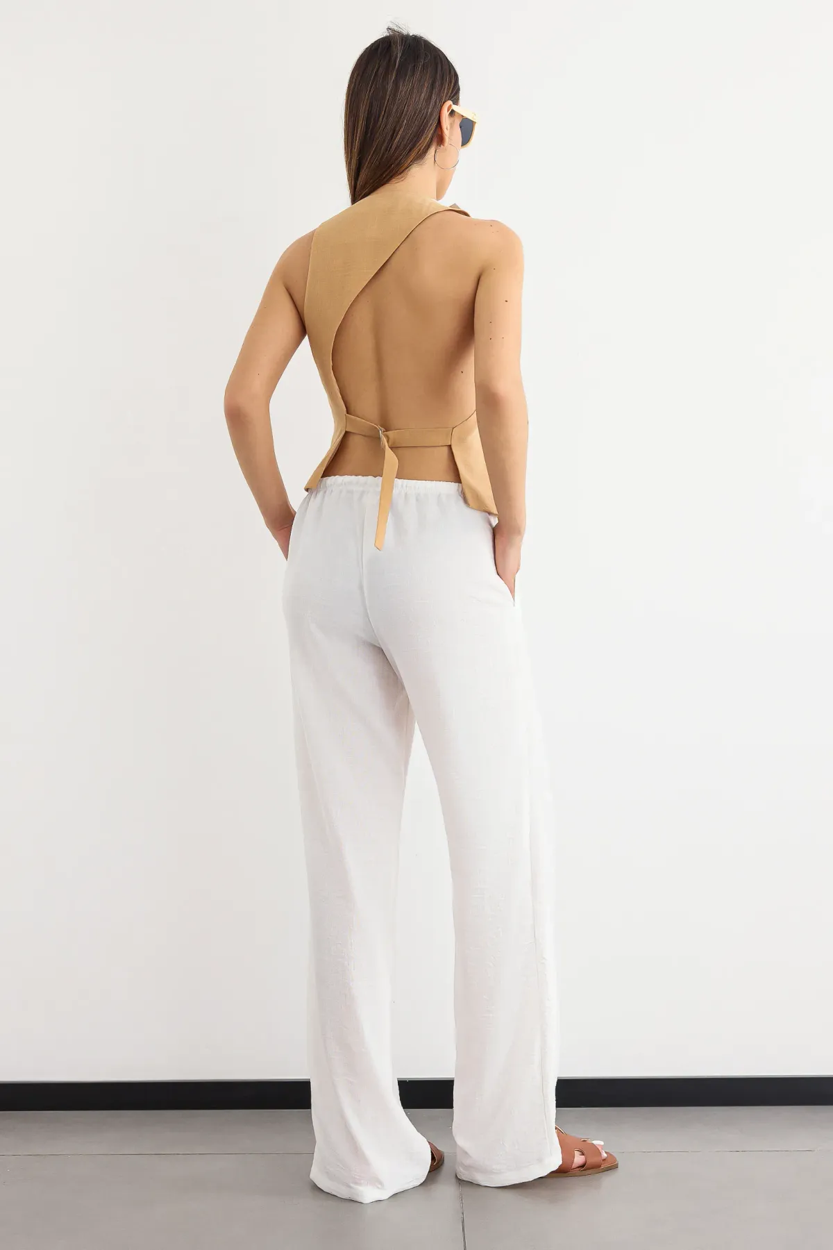 Solid V Neck Waistcoat 5