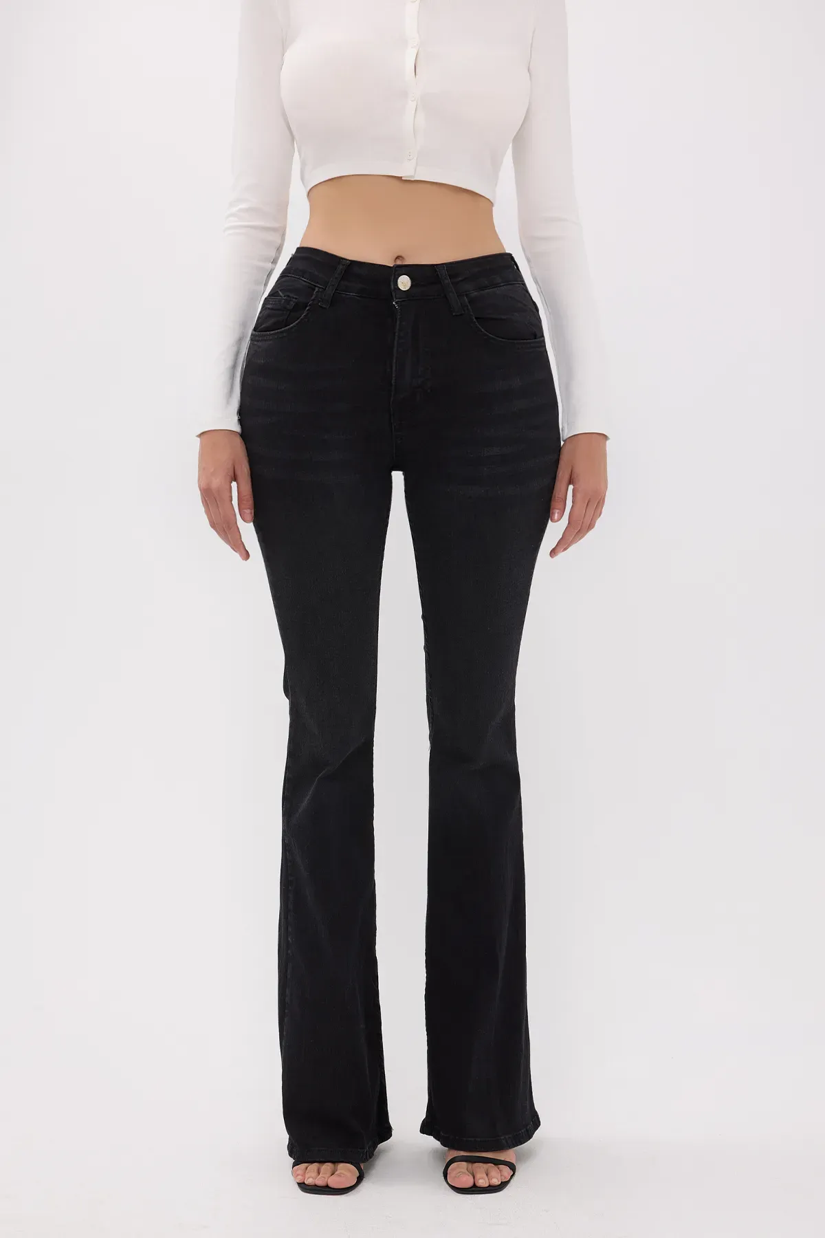 High-Waist Flare Jeans 2