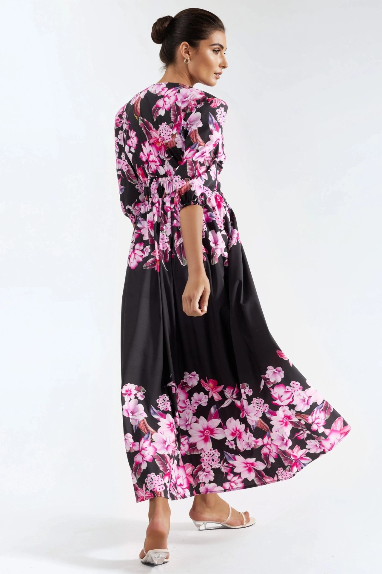 MSN Floral V-neck Maxi Dress 4