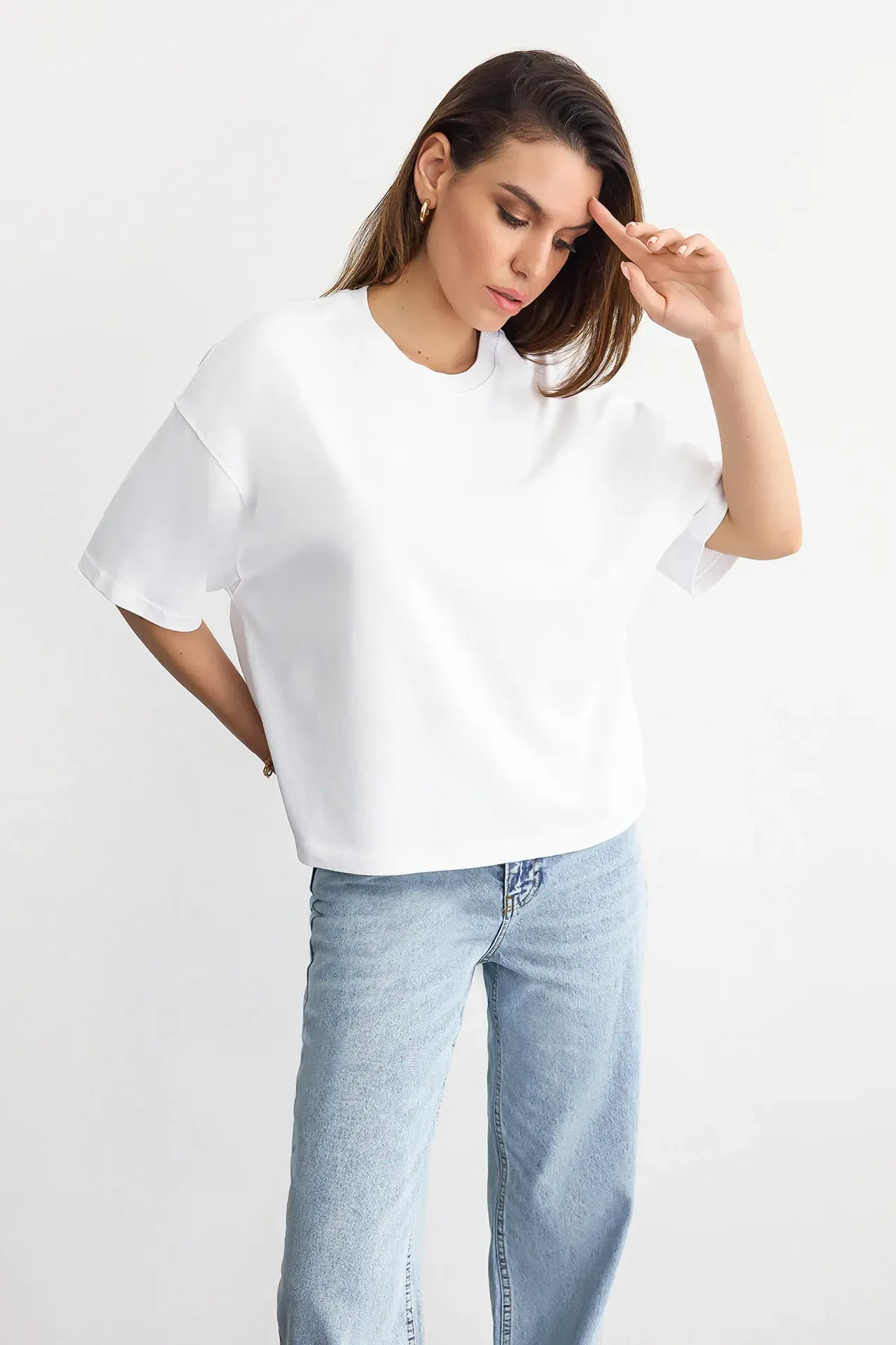 Relaxed Fit Short Sleeve Round Neck T-Shirt