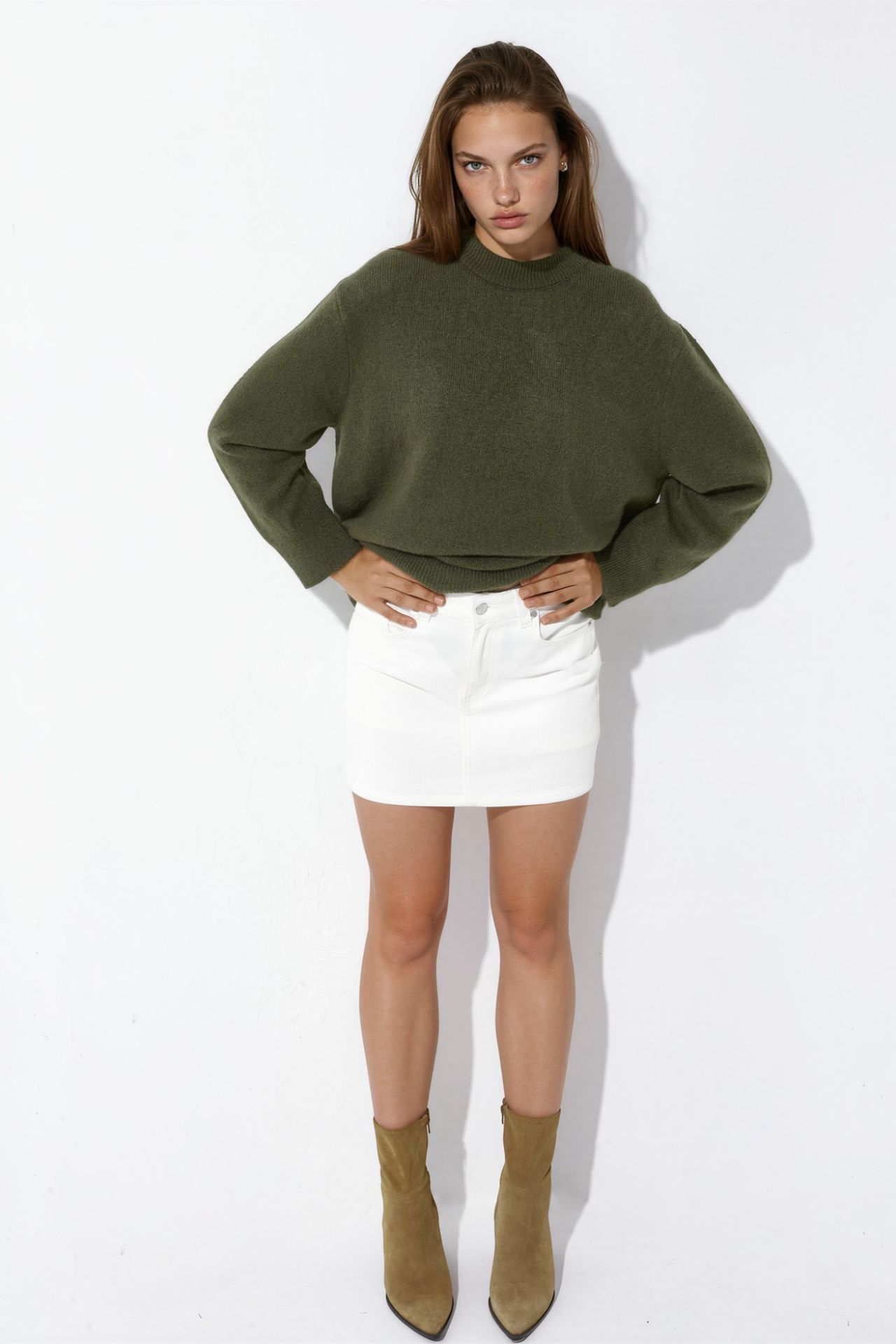 Soft-Textured Basic Knit Sweater 2