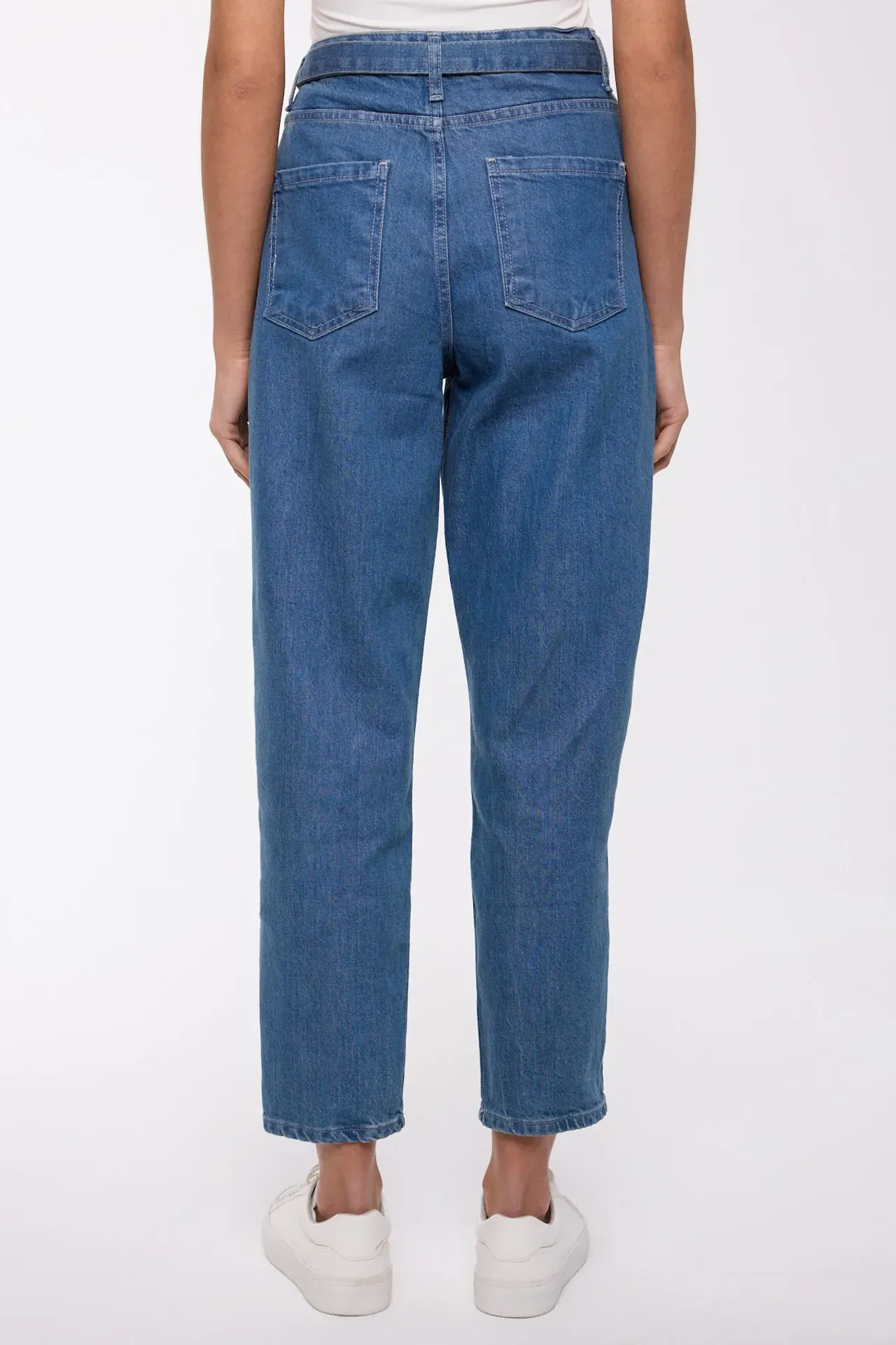 High-Waist Mom Fit Jeans with Belt Detail