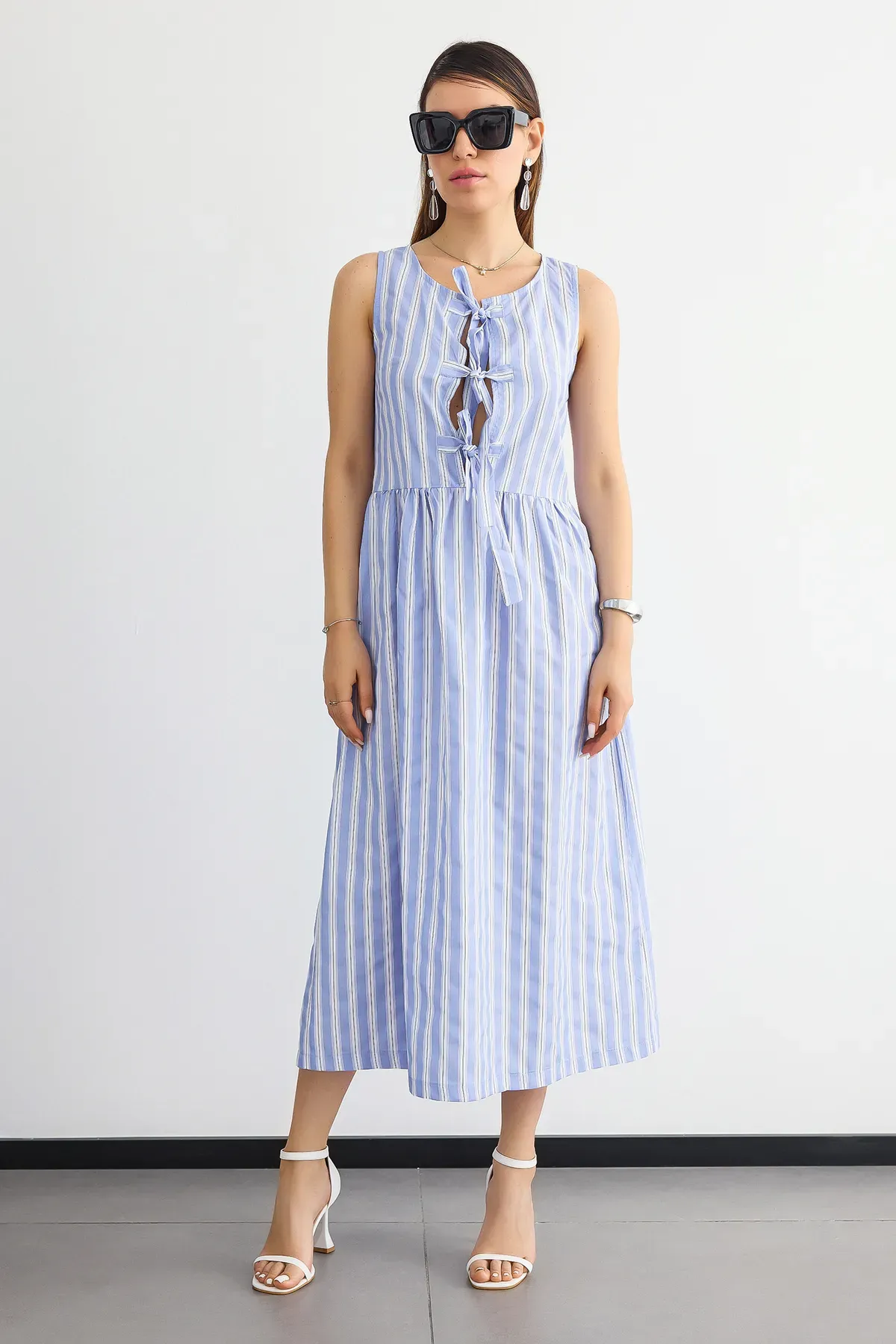 Striped Sleeveless Tie-Front Midi Dress 1