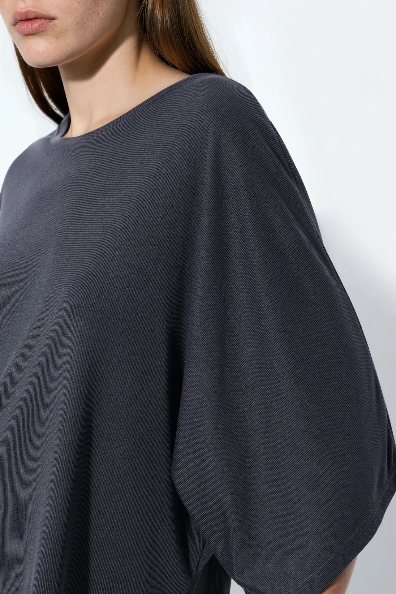 BUSEM Loose Fit Ribbed Crew Neck Blouse 5
