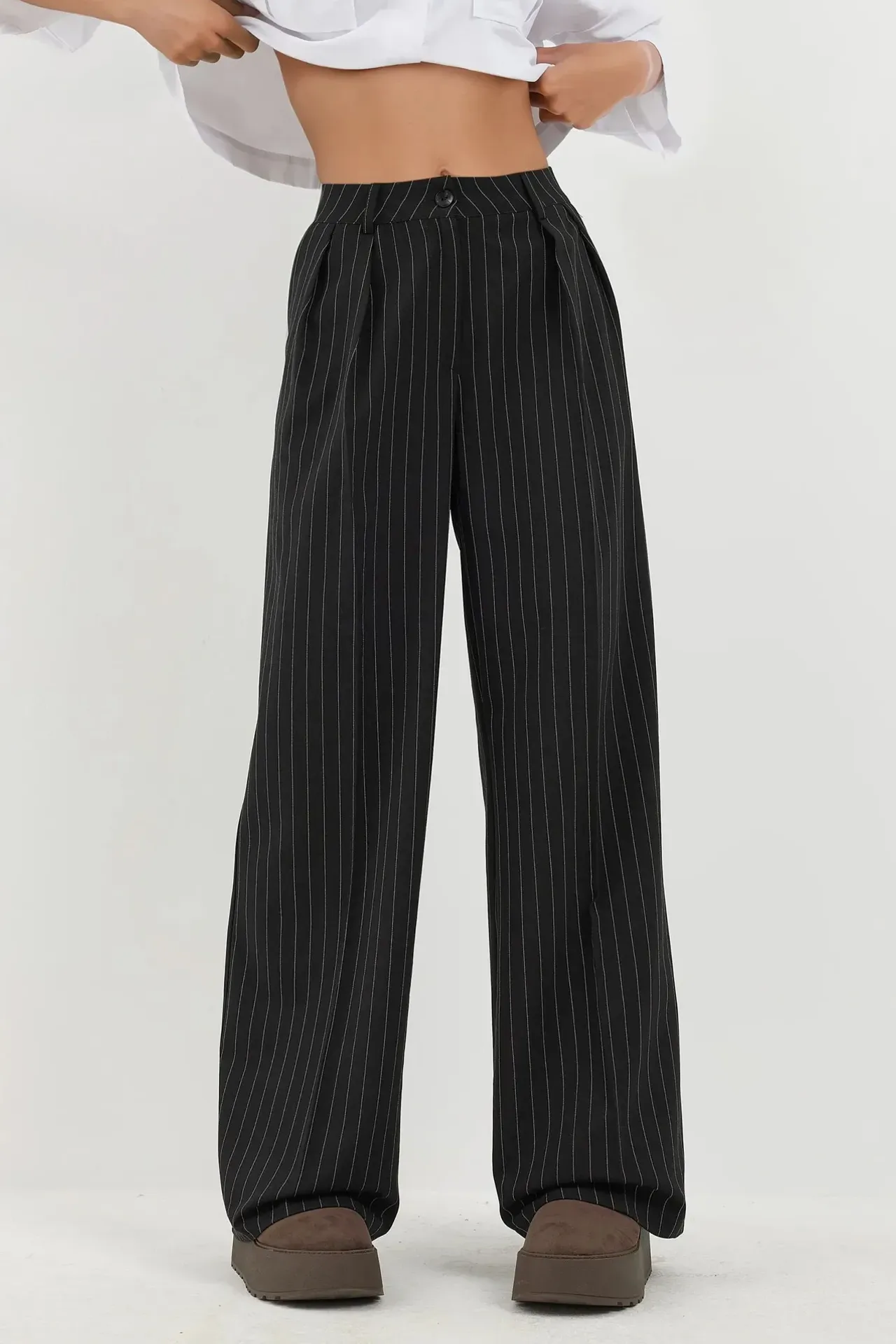 Striped Wide Leg Pleated Palazzo Pants 1