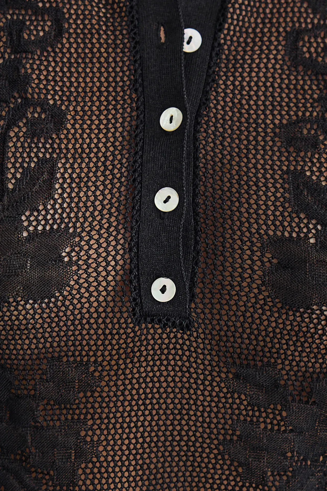 Vintage Floral Mesh Buttoned T-Shirt