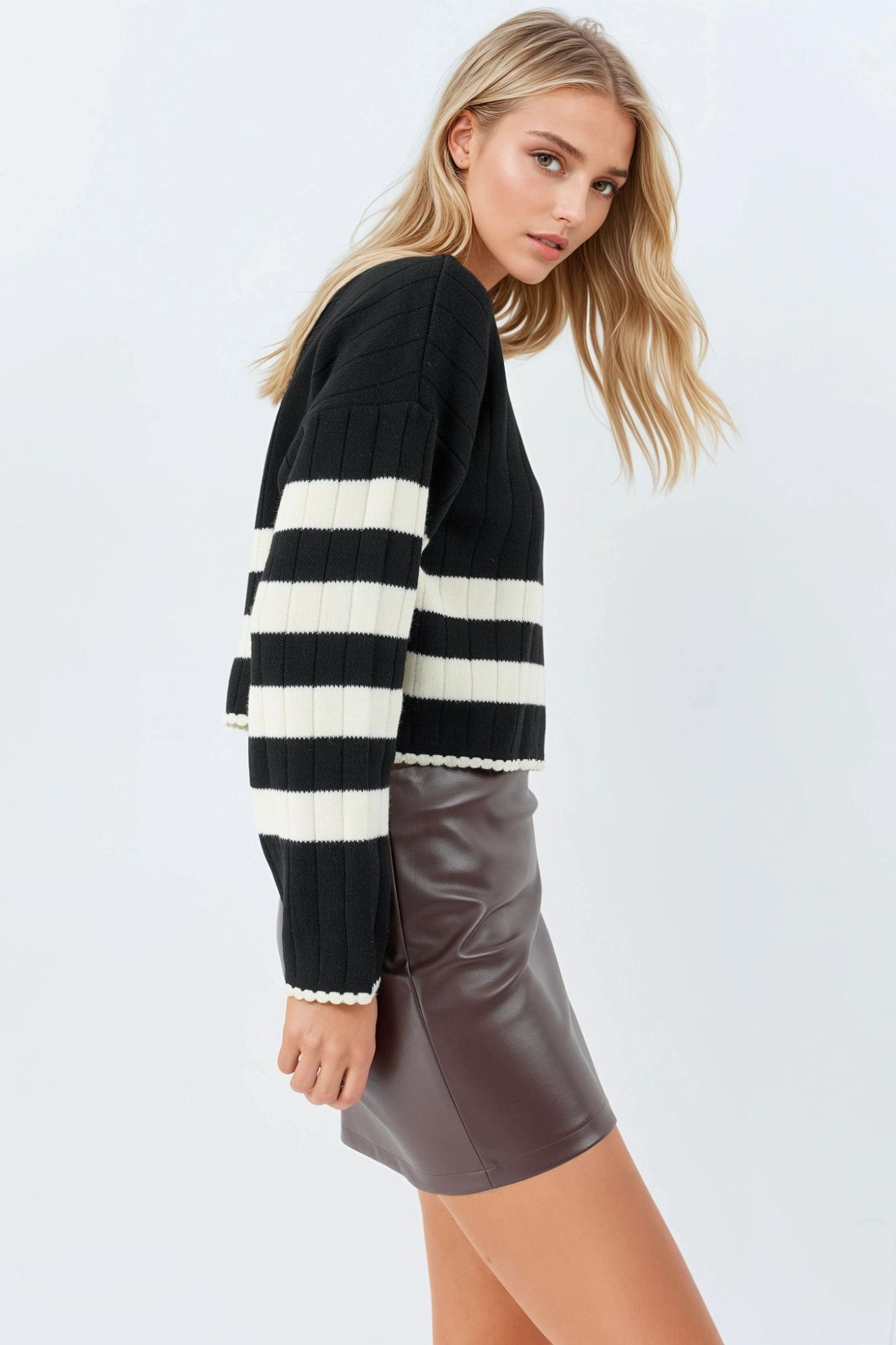 MY FASHION Striped Ribbed Knit Sweater with Crew Neck 2