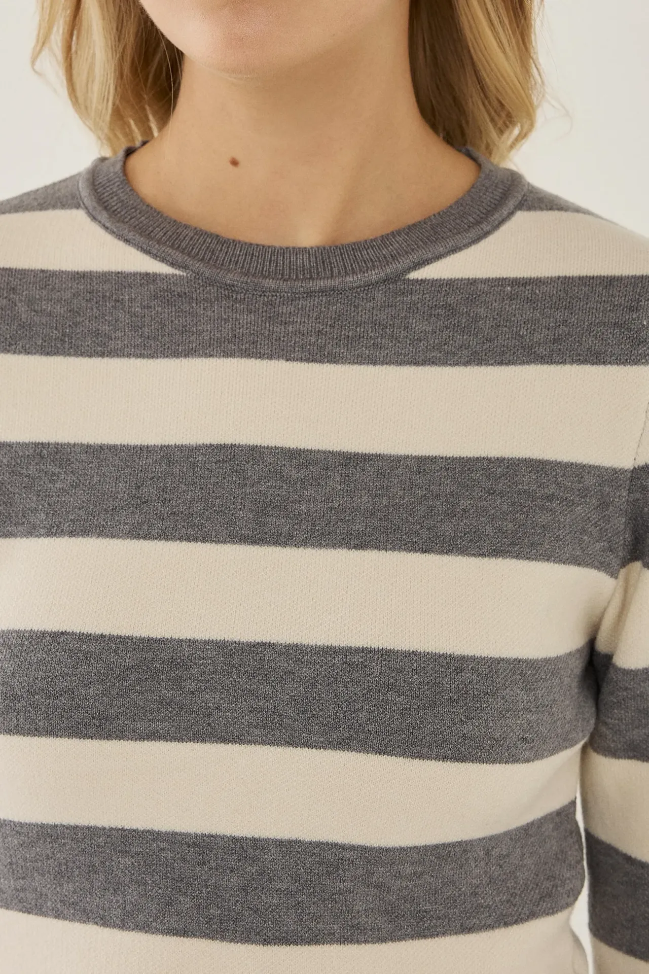 Striped Crew Neck Knit Top