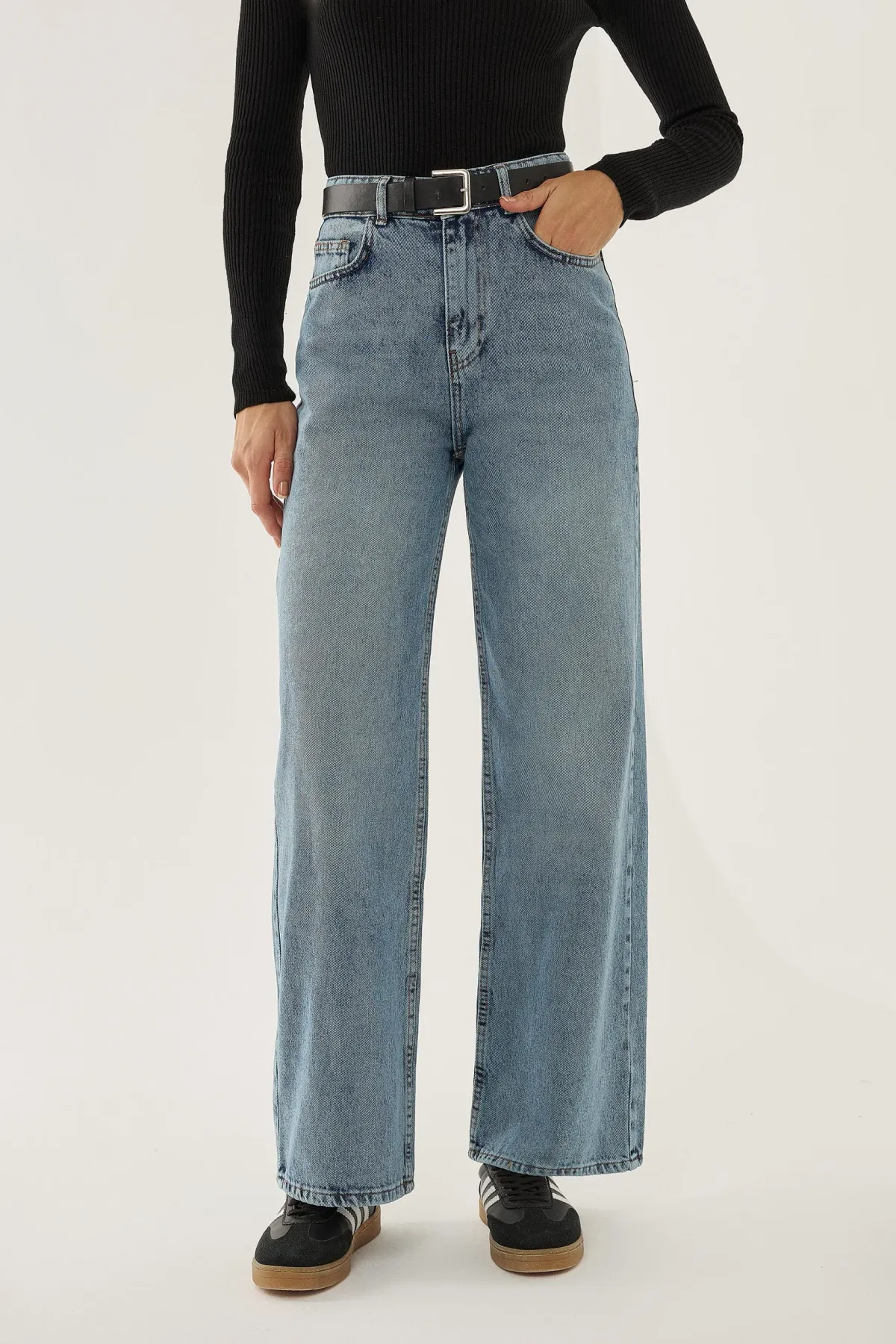 Washed Efecet Wide Leg Jeans 3