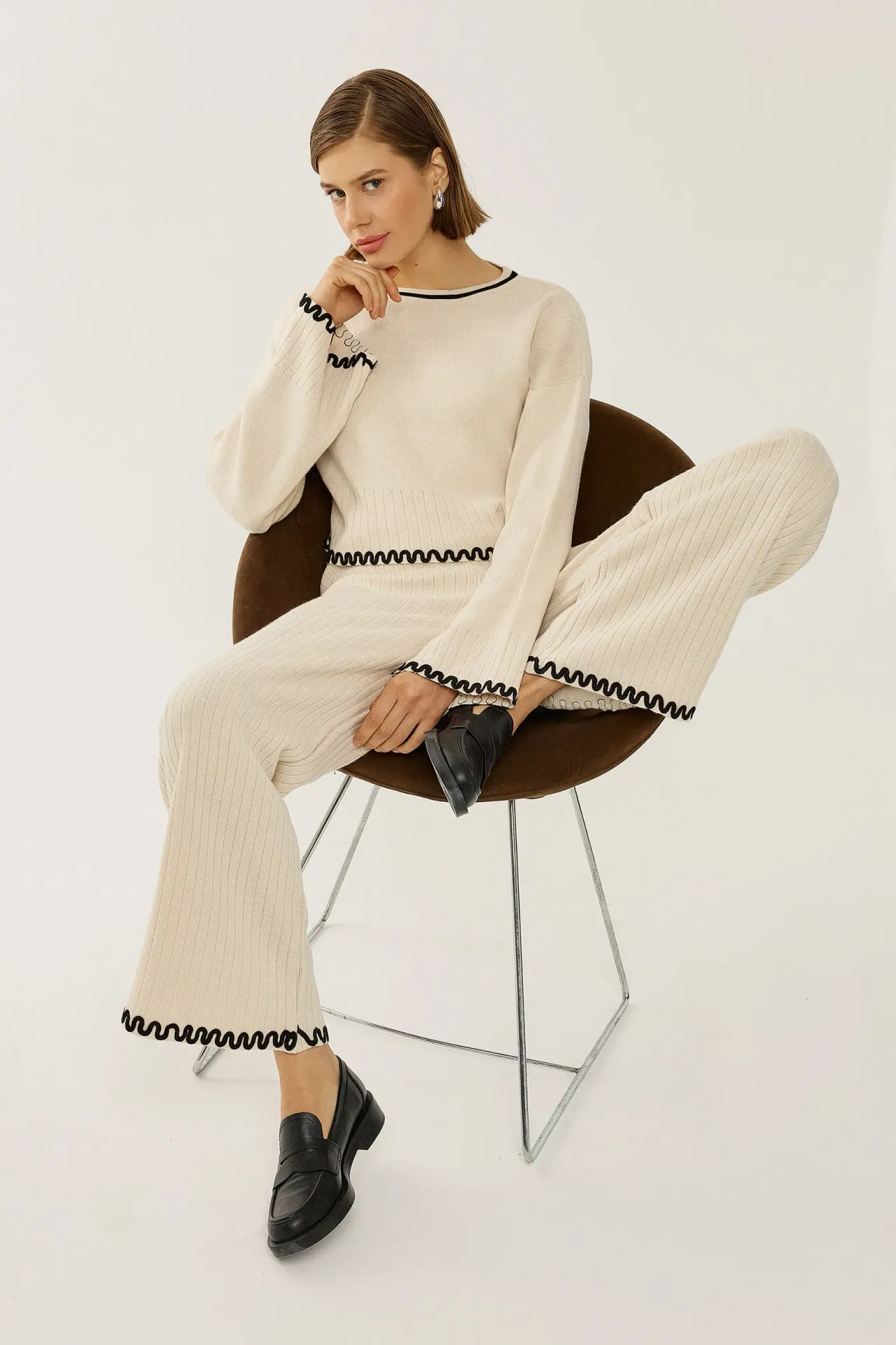 Basic Contrast Detailed Knitted Co-ord