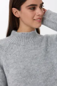 grey-image-4