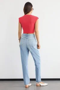 red-image-3