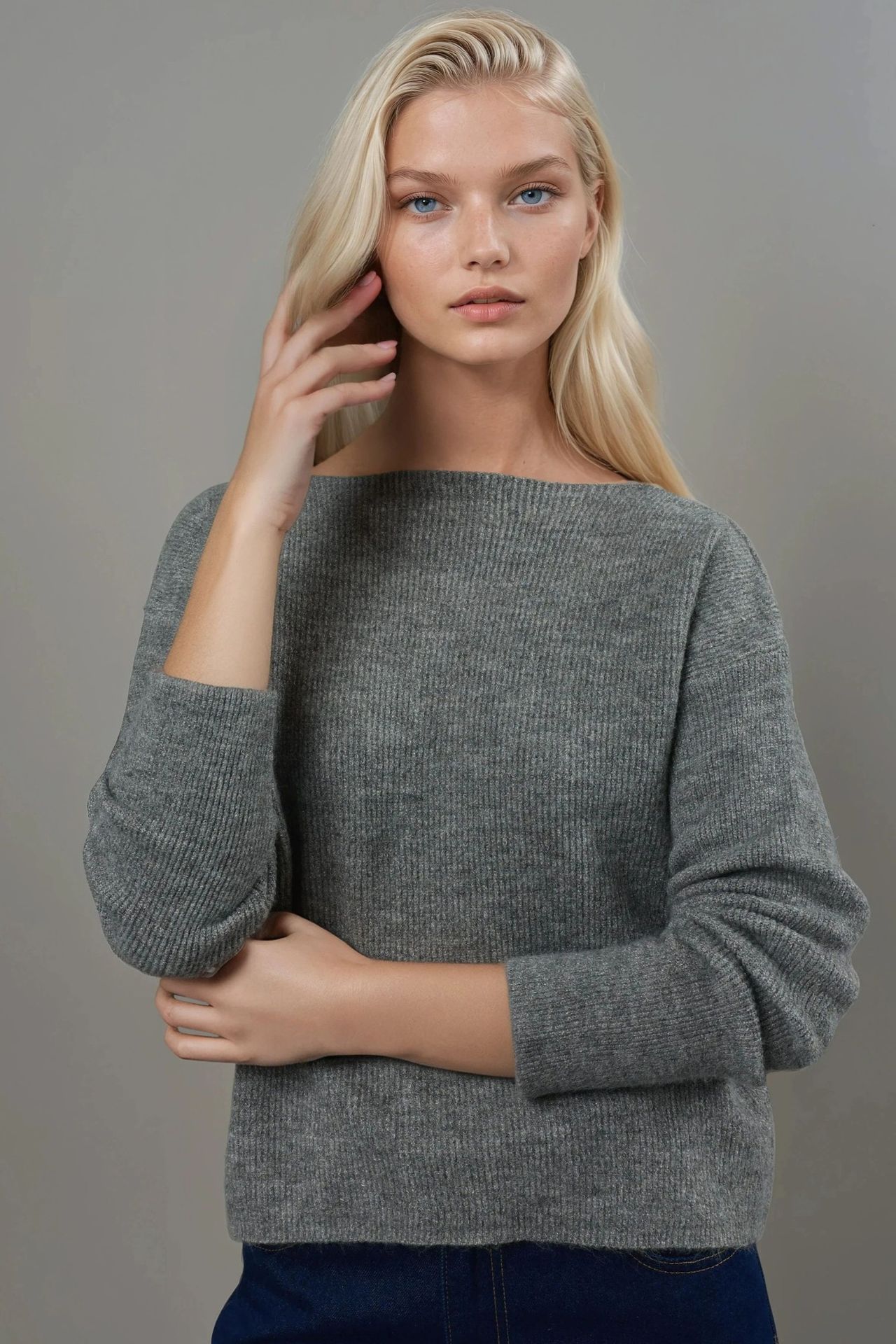 Ultra Soft Crew Neck Buttoned Dual-use Cardigan 3