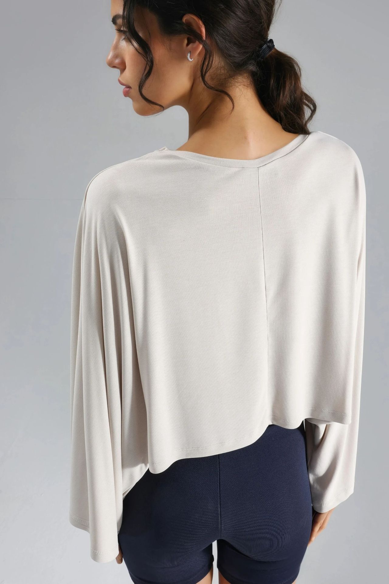BUSEM Loose Fit Boat Neck Blouse 3
