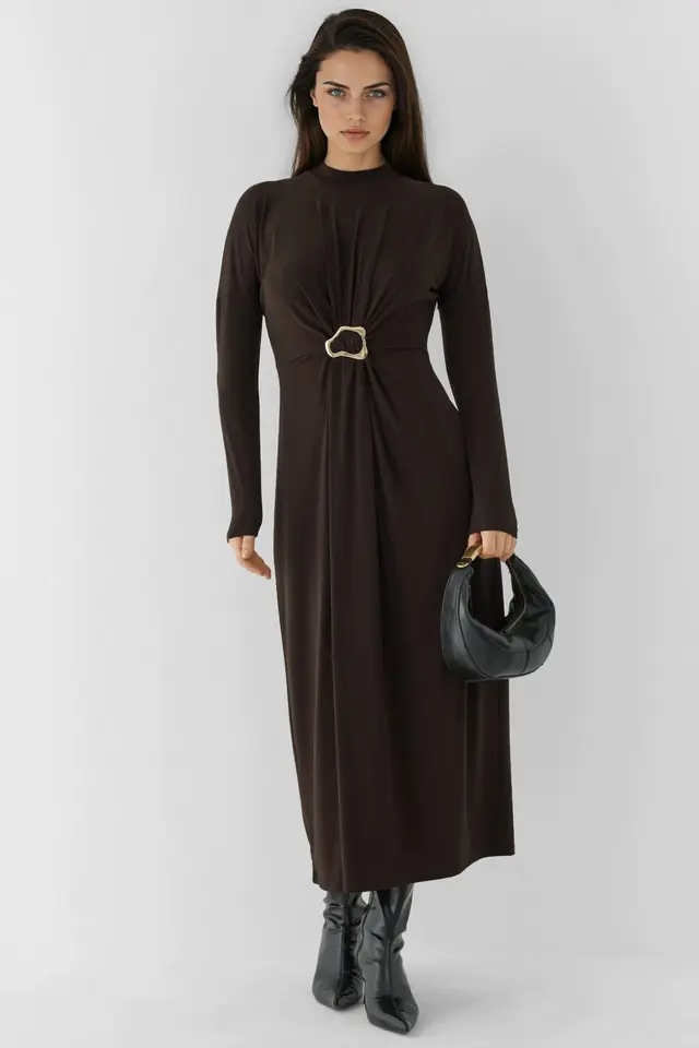 Sandy Stretch Dress with Accessory Detail