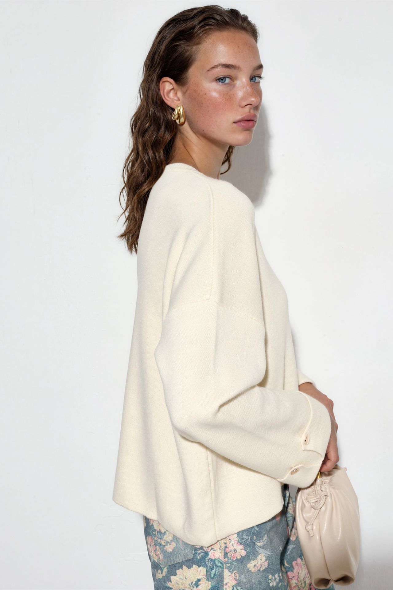 Button Detailed Knit Sweater 4