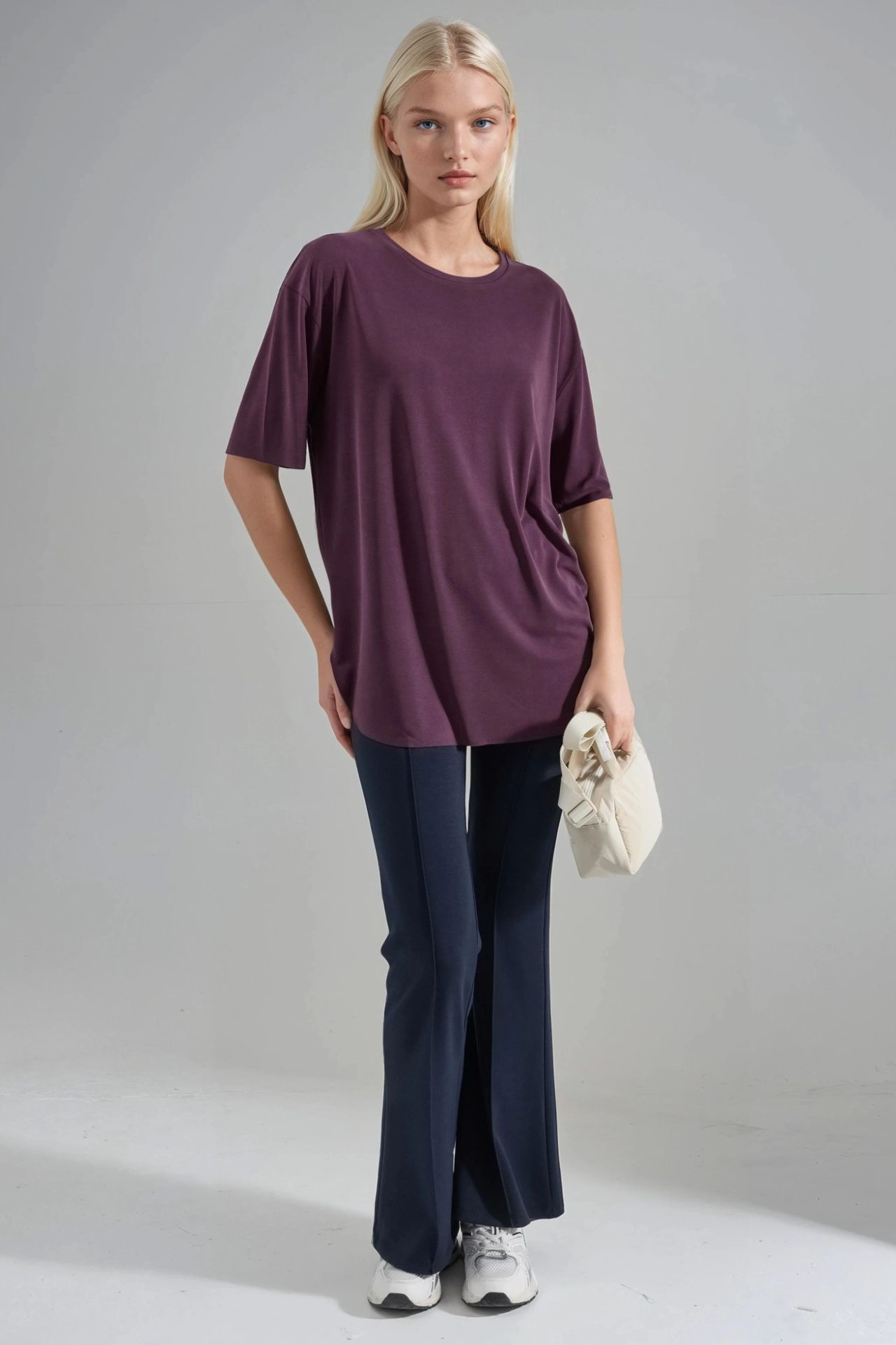 BUSEM Loose Fit Crew Neck T-Shirt 4