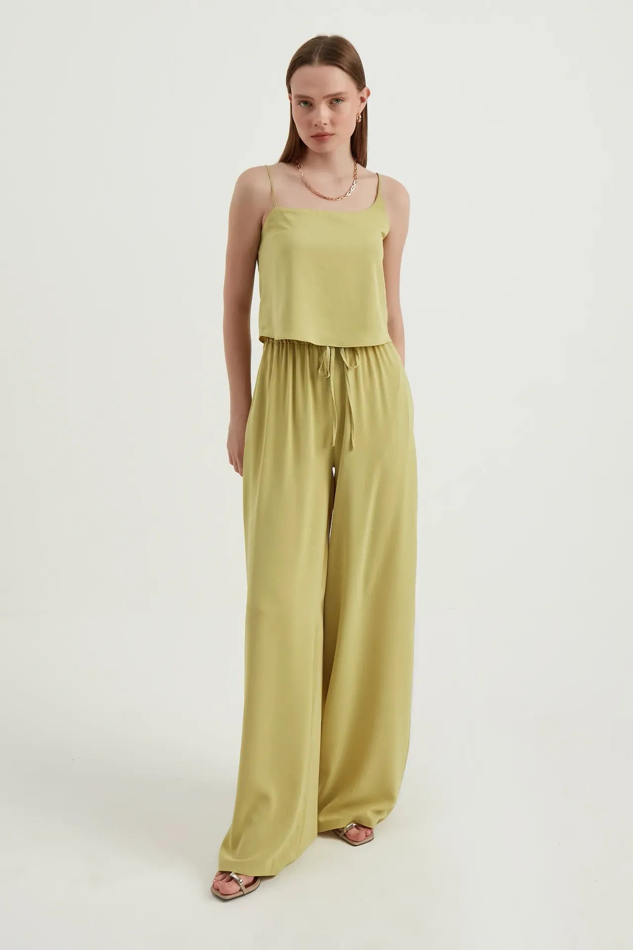 Spaghetti Strap Cropped Cami top