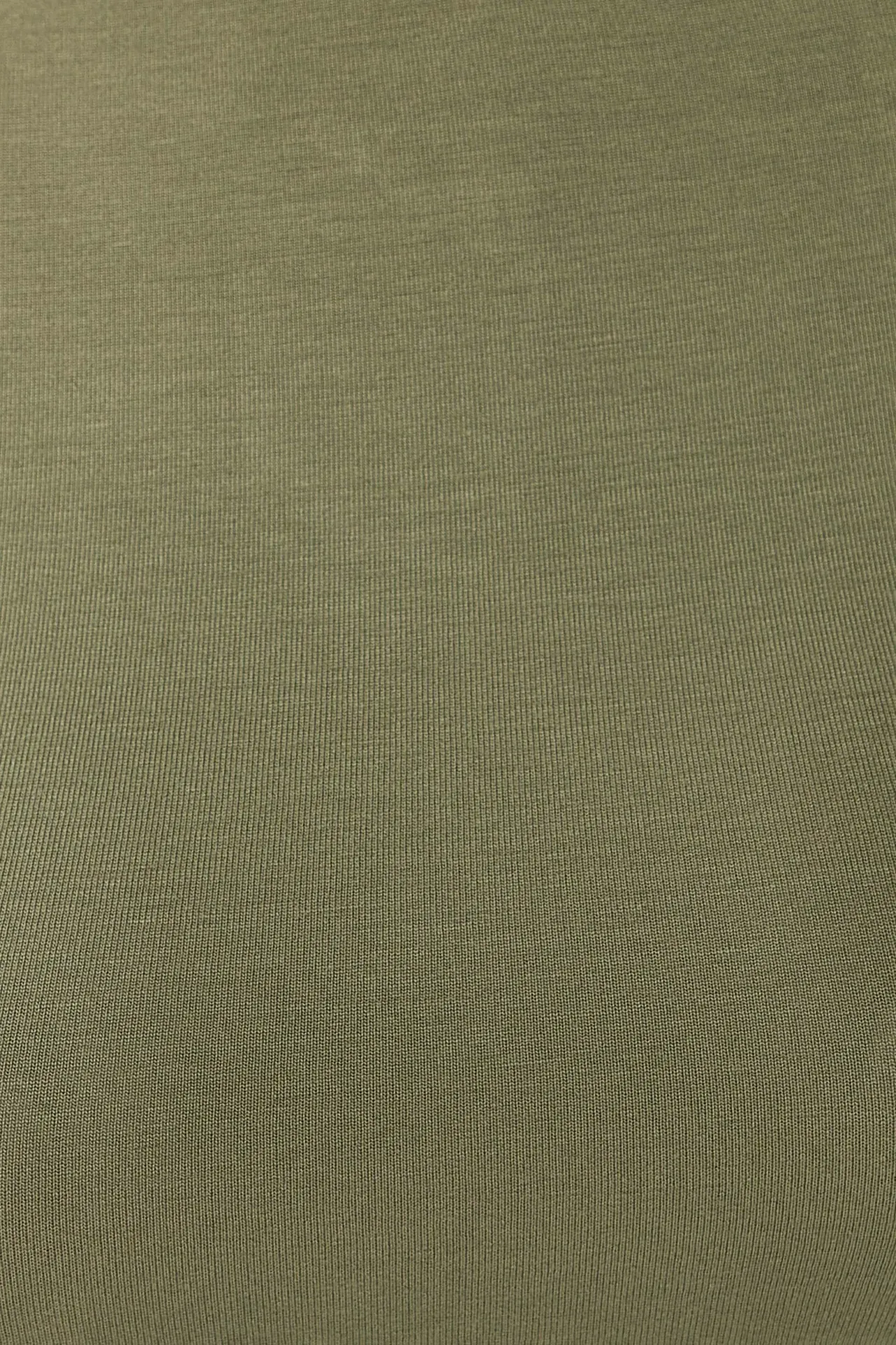 Basic High-Neck Top