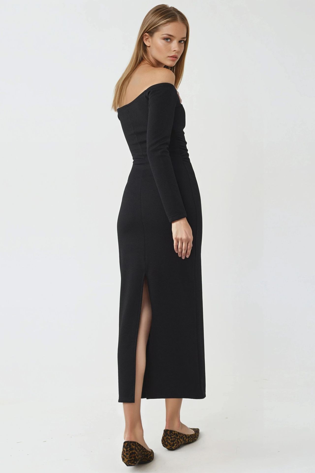 BUSEM Off-Shoulder Bodycon Maxi Dress 4