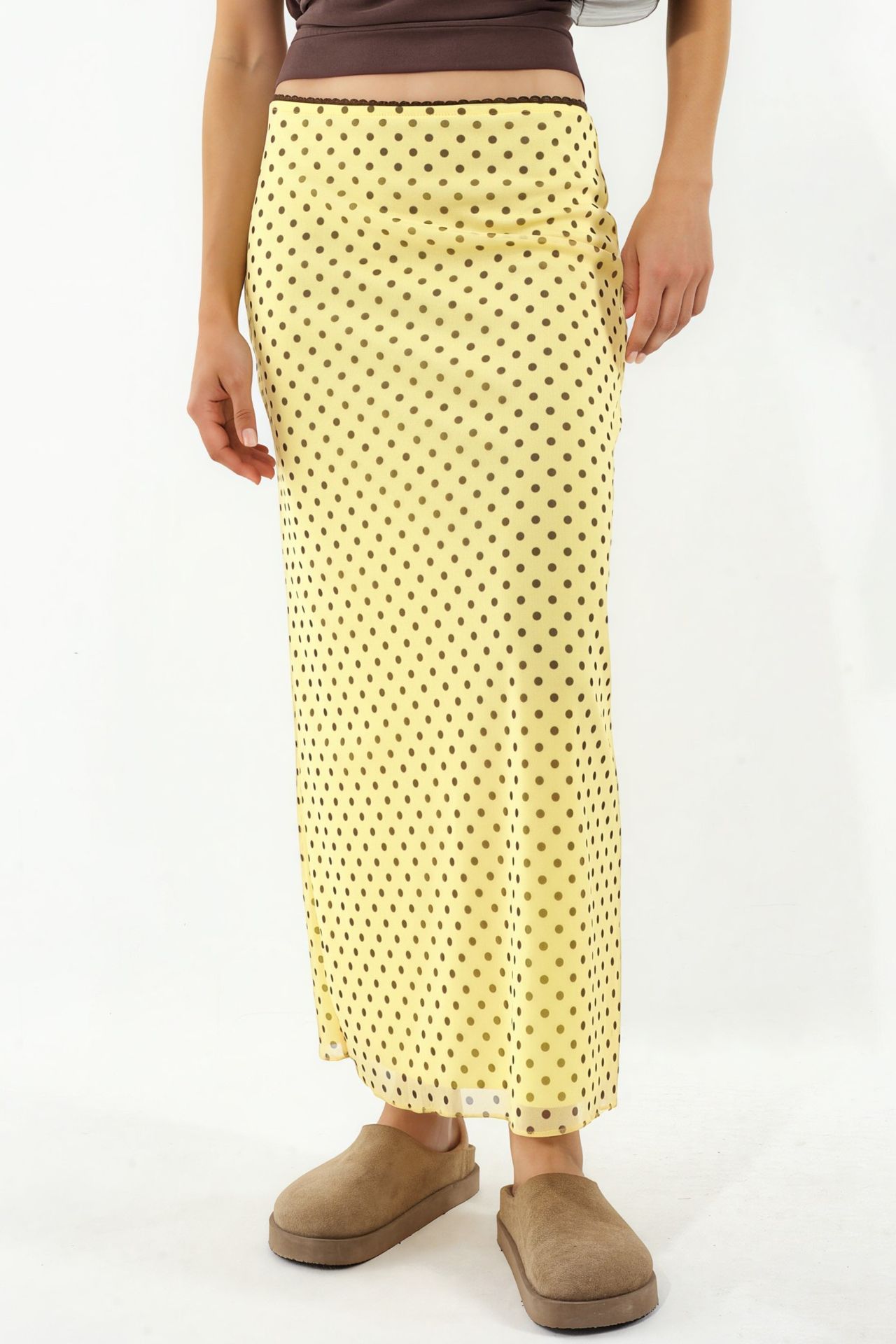 Polka Dot Tulle Stretch Skirt with Lace Detail 6