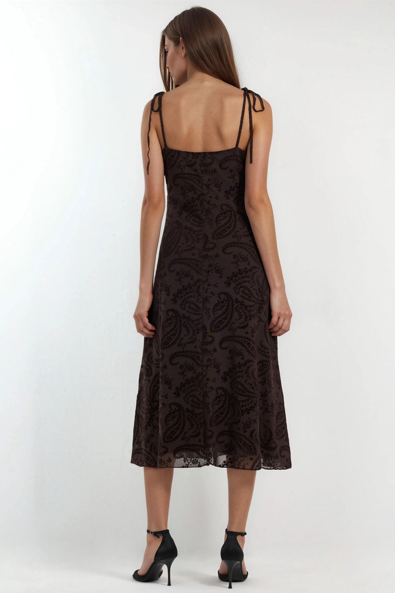 Floral A-Line Tulle Midi Dress 3